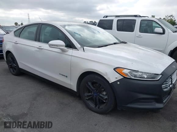 ✅ 2016 Ford Fusion SE Hybrid • VIN: 3FA6P0LU2GR286082 • Lot: 43188145. Listed on IAAI with 165,840 mi. Free auction sales archive from the USA and detailed vehicle history report at DreamBid. Image 1.