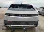 2022 Hyundai Ioniq 5 SE z VIN KM8KM4AE6NU073142, wystawiony jako Copart lot #74694473 z przebiegiem 28 623 mil mil oraz . Historia ofert i sprzedaży dostępna na DreamBid. Obrazek 6.