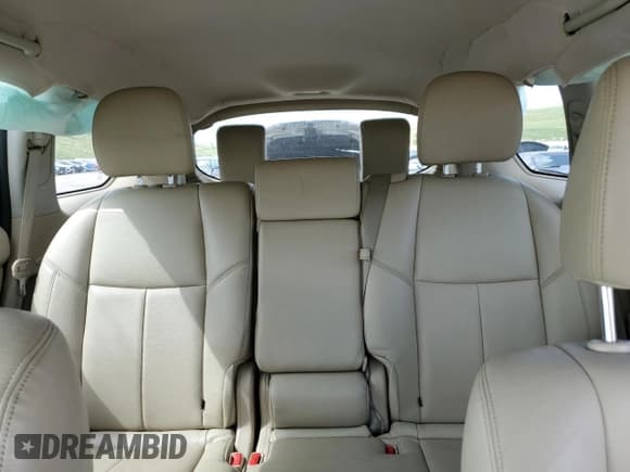 ✅ 2014 Nissan Pathfinder SV • VIN: 5N1AR2MM8EC674577 • Lot: 60882785. Listed on Copart with 142,534 mi. Free auction sales archive from the USA and detailed vehicle history report at DreamBid. Image 10.