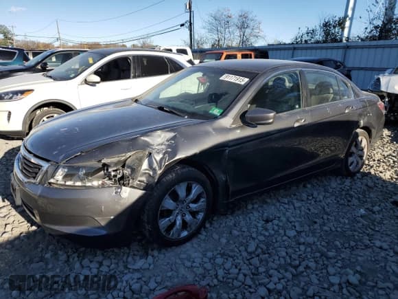 ✅ 2008 Honda Accord LX • VIN: 1HGCP263X8A020883 • Lot: 91171915. Wystawiony na Copart z przebiegiem 121 836 mil. Bezpłatny archiwum sprzedaży aukcyjnych z USA i szczegółowy raport historii pojazdu na DreamBid. Zdjęcie 1.