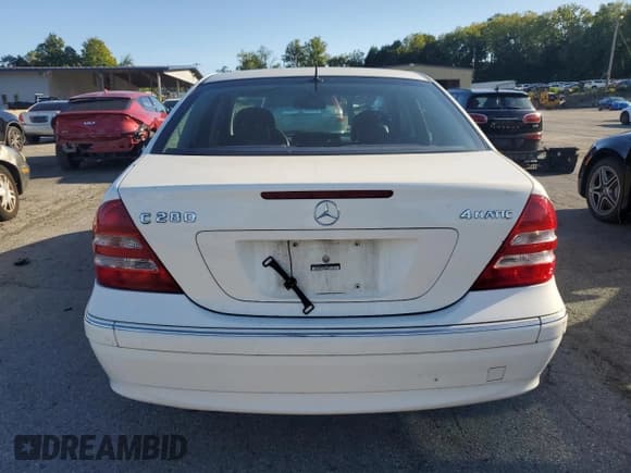 ✅ 2006 Mercedes-Benz C 280 Luxury • VIN: WDBRF92H86F810834 • Lot: 71307985. Wystawiony na Copart z przebiegiem 181 810 mil. Bezpłatny archiwum sprzedaży aukcyjnych z USA i szczegółowy raport historii pojazdu na DreamBid. Zdjęcie 6.