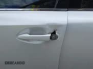 ✅ 2017 Lexus IS 200t • VIN: JTHBA1D24H5050064 • Lot: 43039594. Wystawiony na IAAI z przebiegiem 65 624 mil. Bezpłatny archiwum sprzedaży aukcyjnych z USA i szczegółowy raport historii pojazdu na DreamBid. Zdjęcie 6.