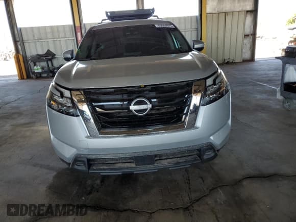 ✅ 2023 Nissan Pathfinder SV • VIN: 5N1DR3BA8PC258981 • Lot: 80084975. Listed on Copart with 29,836 mi. Free auction sales archive from the USA and detailed vehicle history report at DreamBid. Image 5.