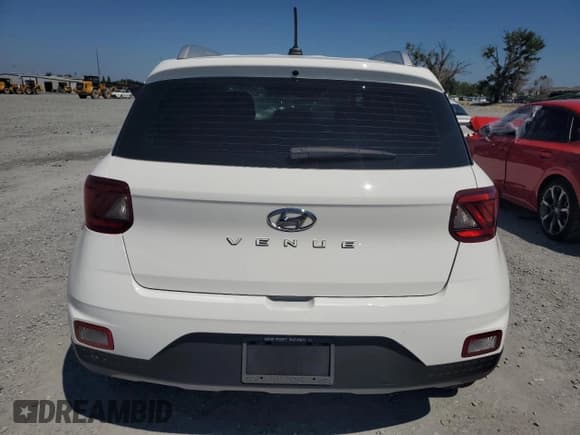 ✅ 2025 Hyundai Venue SEL • VIN: KMHRC8A39SU371638 • Лот: 81262885. Опубликован ранее на Copart с пробегом 12 557 миль. Бесплатный доступ к архиву аукционных продаж из США и подробный отчёт об истории автомобиля на DreamBid. Изображение 6.