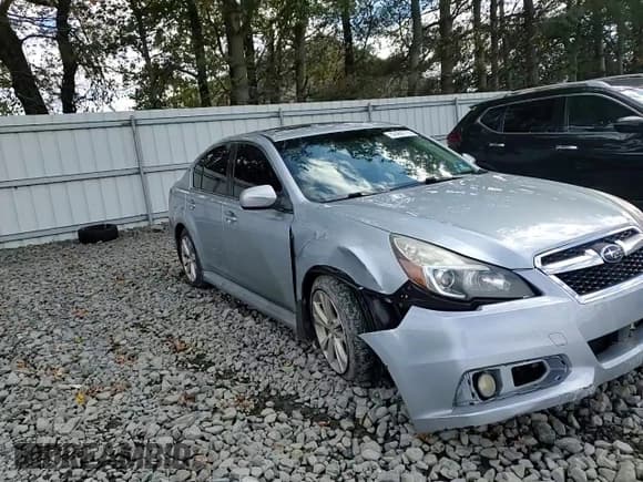 ✅ 2013 Subaru Legacy Limited • VIN: 4S3BMBL63D3021499 • Lot: 82484775. Wystawiony na Copart z przebiegiem 157 063 mil. Bezpłatny archiwum sprzedaży aukcyjnych z USA i szczegółowy raport historii pojazdu na DreamBid. Zdjęcie 13.