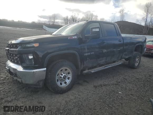 2023 Chevrolet Silverado 3500HD Work Truck z VIN 1GC4YSEY4PF122615, wystawiony jako Copart lot #42308435 z przebiegiem 77 996 mil mil oraz Szkoda całkowita • Salvage title. Historia ofert i sprzedaży dostępna na DreamBid. Obrazek 1.