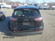 ✅ 2023 Chevrolet Bolt EV 2LT • VIN: 1G1FX6S0XP4175924 • Lot: 85198434. Wystawiony na Copart z przebiegiem 51 915 mil. Bezpłatny archiwum sprzedaży aukcyjnych z USA i szczegółowy raport historii pojazdu na DreamBid. Zdjęcie 6.