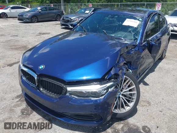 ✅ 2019 BMW 5 Series 540i • VIN: WBAJE5C54KWW19756 • Lot: 42905901. Listed on IAAI with 47,066 mi. Free auction sales archive from the USA and detailed vehicle history report at DreamBid. Image 6.