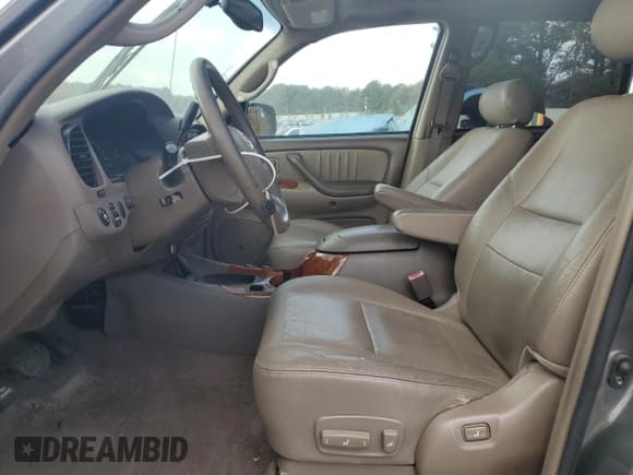 ✅ 2004 Toyota Tundra Limited • VIN: 5TBDT48114S463564 • Лот: 93955505. Опубликован ранее на Copart с пробегом 164 499 миль. Бесплатный доступ к архиву аукционных продаж из США и подробный отчёт об истории автомобиля на DreamBid. Изображение 7.