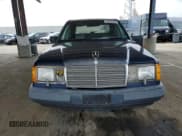 ✅ 1987 Mercedes-Benz 300 D • VIN: WDBEB33D3HA355359 • Lot: 49532285. Listed on Copart with 145,899 mi. Free auction sales archive from the USA and detailed vehicle history report at DreamBid. Image 5.