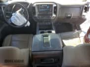 ✅ 2018 Chevrolet Silverado 1500 LTZ • VIN: 3GCUKSEC0JG529391 • Lot: 82593215. Wystawiony na Copart z przebiegiem 114 053 mil. Bezpłatny archiwum sprzedaży aukcyjnych z USA i szczegółowy raport historii pojazdu na DreamBid. Zdjęcie 8.