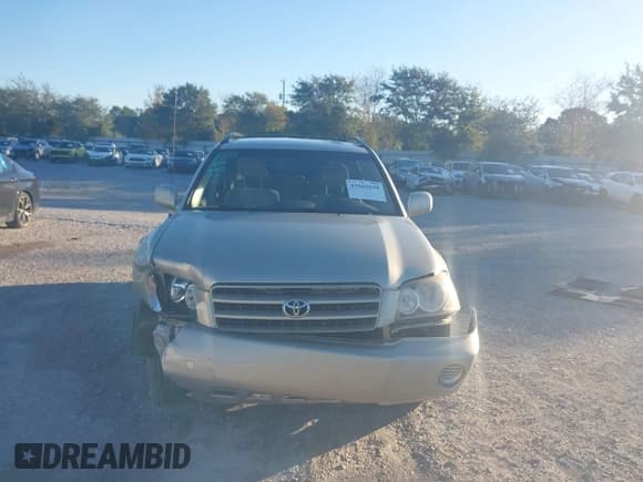 ✅ 2003 Toyota Highlander • VIN: JTEGF21A030113964 • Lot: 43661618. Wystawiony na IAAI z przebiegiem 120 567 mil. Bezpłatny archiwum sprzedaży aukcyjnych z USA i szczegółowy raport historii pojazdu na DreamBid. Zdjęcie 13.