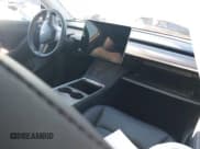 ✅ 2022 Tesla Model Y Long Range • VIN: 7SAYGDEE0NF506224 • Lot: 43551820. Listed on IAAI with 33,368 mi. Free auction sales archive from the USA and detailed vehicle history report at DreamBid. Image 5.