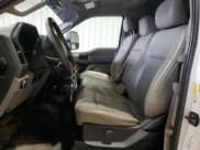 ✅ 2017 Ford F-350 Lariat • VIN: 1FT8X3B64HEF41715 • Lot: 68046334. Wystawiony na Copart z przebiegiem 168 655 mil. Bezpłatny archiwum sprzedaży aukcyjnych z USA i szczegółowy raport historii pojazdu na DreamBid. Zdjęcie 7.