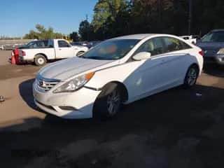 2012 Hyundai Sonata GLS with VIN 5NPEB4AC1CH393644, listed as a IAAI auction lot 43443625 with 108,983 mi miles and . Bid and sale history available at DreamBid. Image 2.