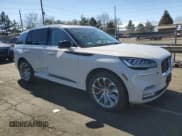 ✅ 2022 Lincoln Aviator Grand Touring • VIN: 5LMYJ8XY1NNL02202 • Lot: 46670294. Wystawiony na Copart z przebiegiem 14 591 mil. Bezpłatny archiwum sprzedaży aukcyjnych z USA i szczegółowy raport historii pojazdu na DreamBid. Zdjęcie 4.