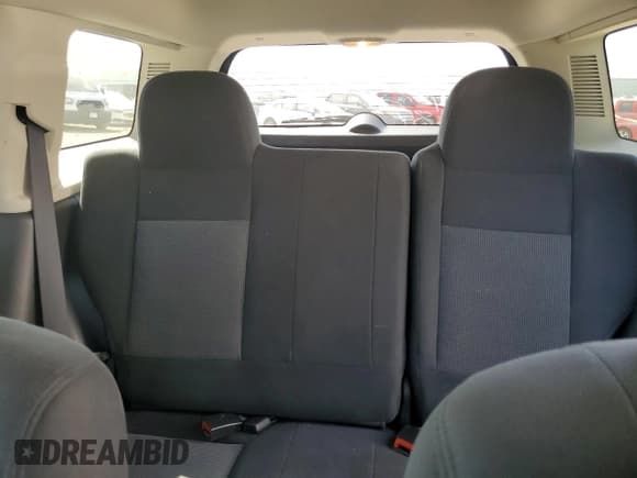 ✅ 2016 Jeep Patriot Latitude • VIN: 1C4NJRFB1GD701987 • Lot: 80725105. Wystawiony na Copart z przebiegiem 82 698 mil. Bezpłatny archiwum sprzedaży aukcyjnych z USA i szczegółowy raport historii pojazdu na DreamBid. Zdjęcie 10.