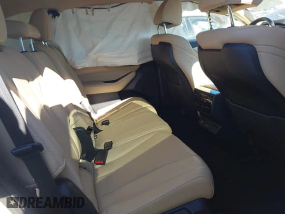 ✅ 2022 Acura MDX Technology • VIN: 5J8YD9H44NL008967 • Lot: 41281109. Listed on IAAI with Not provided. Free auction sales archive from the USA and detailed vehicle history report at DreamBid. Image 8.