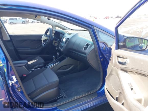 ✅ 2017 Kia Forte S • VIN: 3KPFL4A7XHE079295 • Lot: 43103666. Listed on IAAI with 65,935 mi. Free auction sales archive from the USA and detailed vehicle history report at DreamBid. Image 5.