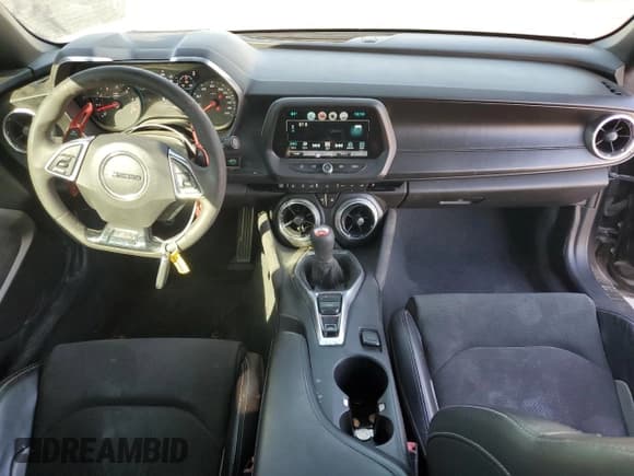 ✅ 2018 Chevrolet Camaro 1SS • VIN: 1G1FE1R73J0102288 • Лот: 90499705. Опубликован ранее на Copart с пробегом 72 850 миль. Бесплатный доступ к архиву аукционных продаж из США и подробный отчёт об истории автомобиля на DreamBid. Изображение 8.