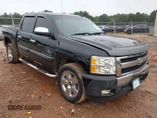 2010 Chevrolet Silverado 1500 LT with VIN 3GCRCSE05AG250723, listed as a IAAI auction lot 42981691 with 207,077 mi miles and . Bid and sale history available at DreamBid. Image 1.