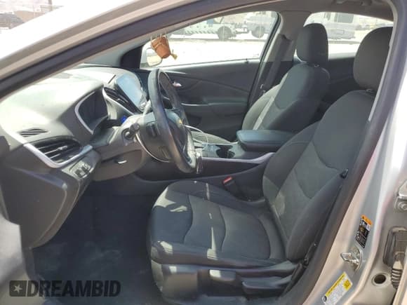 ✅ 2017 Chevrolet Volt LT • VIN: 1G1RC6S59HU108432 • Lot: 54040414. Wystawiony na Copart z przebiegiem 77 928 mil. Bezpłatny archiwum sprzedaży aukcyjnych z USA i szczegółowy raport historii pojazdu na DreamBid. Zdjęcie 7.