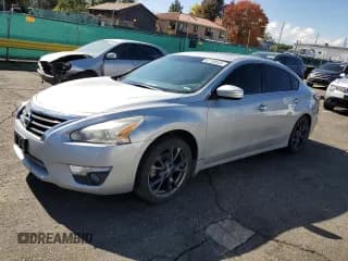 ✅ 2014 Nissan Altima SV • VIN: 1N4AL3AP3EC420940 • Lot: 87108535. Wystawiony na Copart z przebiegiem 151 294 mil. Bezpłatny archiwum sprzedaży aukcyjnych z USA i szczegółowy raport historii pojazdu na DreamBid. Zdjęcie 1.