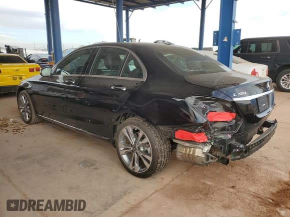✅ 2019 Mercedes-Benz C 300 • VIN: 55SWF8DB4KU307158 • Lot: 92496355. Listed on Copart with 56,351 mi. Free auction sales archive from the USA and detailed vehicle history report at DreamBid. Image 2.