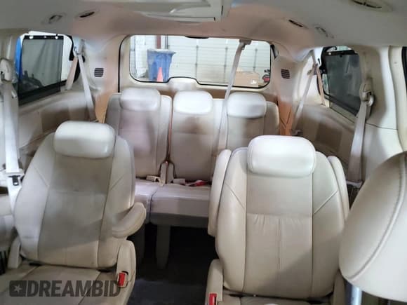 ✅ 2009 Chrysler Town & Country Limited • VIN: 2A8HR64X19R555943 • Лот: 60678715. Опубликован ранее на Copart с пробегом 148 973 миль. Бесплатный доступ к архиву аукционных продаж из США и подробный отчёт об истории автомобиля на DreamBid. Изображение 10.