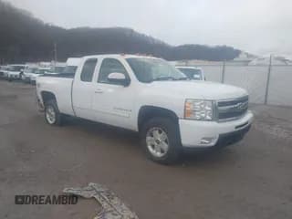 ✅ 2009 Chevrolet Silverado 1500 • VIN: 2GCEK390491107199 • Lot: 40873335. Listed on IAAI with 129,417 mi. Free auction sales archive from the USA and detailed vehicle history report at DreamBid. Image 1.