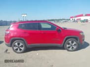✅ 2018 Jeep Compass Latitude • VIN: 3C4NJCBB3JT309064 • Lot: 43310385. Wystawiony na IAAI z przebiegiem 63 824 mil. Bezpłatny archiwum sprzedaży aukcyjnych z USA i szczegółowy raport historii pojazdu na DreamBid. Zdjęcie 13.