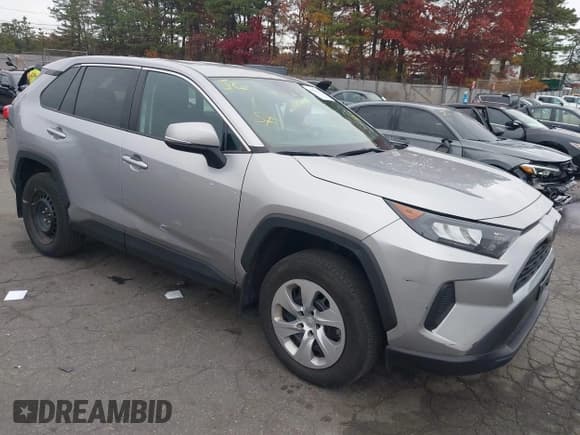✅ 2022 Toyota RAV4 LE • VIN: 2T3G1RFV3NC299460 • Lot: 43654569. Wystawiony na IAAI z przebiegiem 21 368 mil. Bezpłatny archiwum sprzedaży aukcyjnych z USA i szczegółowy raport historii pojazdu na DreamBid. Zdjęcie 1.