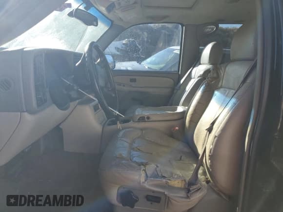 ✅ 2002 Chevrolet Suburban Z71 • VIN: 3GNFK16T12G256875 • Лот: 87745445. Опубликован ранее на Copart с пробегом 294 778 миль. Бесплатный доступ к архиву аукционных продаж из США и подробный отчёт об истории автомобиля на DreamBid. Изображение 7.