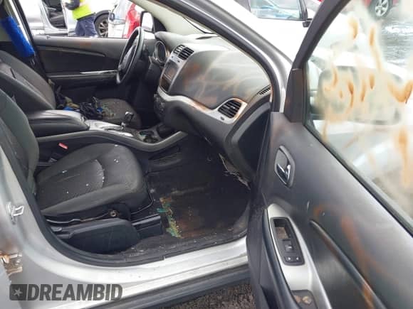 2012 Dodge Journey SXT с VIN 3C4PDCBG8CT144028, выставлен на аукционе IAAI как лот 43495226 с пробегом 185 439 миль миль и . История ставок и продаж доступна на DreamBid. Изображение 5.