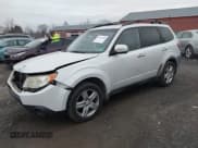 ✅ 2009 Subaru Forester X • VIN: JF2SH63689H721462 • Lot: 43787908. Listed on IAAI with 139,674 mi. Free auction sales archive from the USA and detailed vehicle history report at DreamBid. Image 2.
