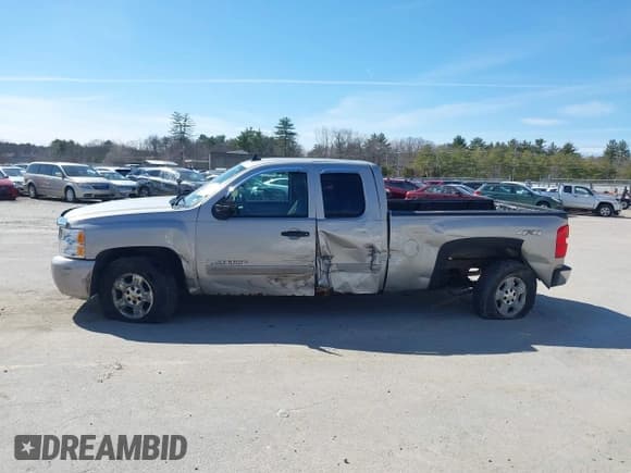 ✅ 2008 Chevrolet Silverado 1500 1LT • VIN: 2GCEK19C081151598 • Lot: 41914568. Listed on IAAI with 249,448 mi. Free auction sales archive from the USA and detailed vehicle history report at DreamBid. Image 14.
