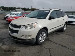 ✅ 2012 Chevrolet Traverse LS • VIN: 1GNKVFEDXCJ200124 • Lot: 81750705. Wystawiony na Copart z przebiegiem 148 711 mil. Bezpłatny archiwum sprzedaży aukcyjnych z USA i szczegółowy raport historii pojazdu na DreamBid. Zdjęcie 1.