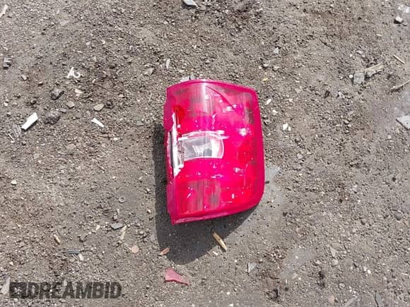 2012 Chevrolet Silverado 1500 Work Truck z VIN 1GCRCPEX2CZ346371, wystawiony jako IAAI lot #42046574 z przebiegiem 121 302 mil mil oraz . Historia ofert i sprzedaży dostępna na DreamBid. Obrazek 12.