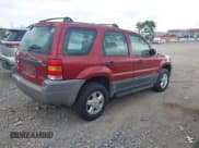 ✅ 2001 Ford Escape • VIN: 1FMCU01121KE83520 • Lot: 42578099. Listed on IAAI with 279,085 mi. Free auction sales archive from the USA and detailed vehicle history report at DreamBid. Image 4.