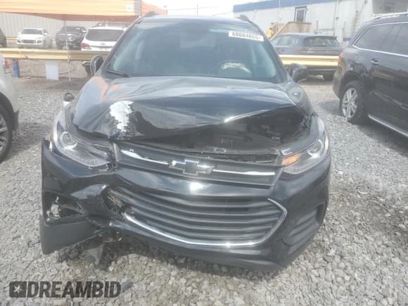 ✅ 2022 Chevrolet Trax LT • VIN: KL7CJLSMXNB563609 • Lot: 68684865. Listed on Copart with 28,448 mi. Free auction sales archive from the USA and detailed vehicle history report at DreamBid. Image 5.