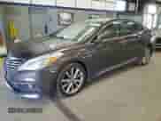 2015 Hyundai Azera z VIN KMHFG4JG3FA472426, wystawiony jako Copart lot #53330305 z przebiegiem 220 760 mil mil oraz Czysty tytuł • Clean title. Historia ofert i sprzedaży dostępna na DreamBid. Obrazek 1.