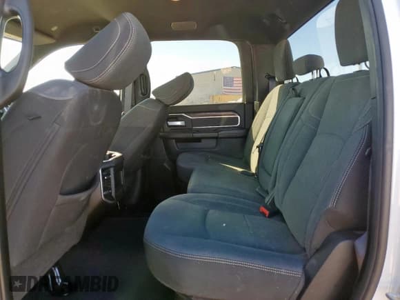 ✅ 2022 Ram 2500 Big Horn • VIN: 3C6UR5DLXNG404653 • Lot: 90856945. Listed on Copart with 105,625 mi. Free auction sales archive from the USA and detailed vehicle history report at DreamBid. Image 10.