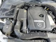 ✅ 2017 Mercedes-Benz C 300 • VIN: 55SWF4KB5HU203380 • Лот: 58492365. Опубликован ранее на Copart с пробегом 79 688 миль. Бесплатный доступ к архиву аукционных продаж из США и подробный отчёт об истории автомобиля на DreamBid. Изображение 16.