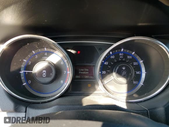 ✅ 2013 Hyundai Sonata SE • VIN: 5NPEC4AC3DH611677 • Lot: 70903024. Listed on Copart with 117,384 mi. Free auction sales archive from the USA and detailed vehicle history report at DreamBid. Image 9.