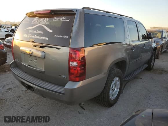 ✅ 2009 Chevrolet Suburban LS • VIN: 1GNFC16089R225359 • Lot: 76146434. Listed on Copart with 205,749 mi. Free auction sales archive from the USA and detailed vehicle history report at DreamBid. Image 3.