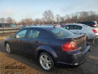 ✅ 2012 Dodge Avenger SE • VIN: 1C3CDZAG4CN329815 • Lot: 85017764. Wystawiony na Copart z przebiegiem 129 810 mil. Bezpłatny archiwum sprzedaży aukcyjnych z USA i szczegółowy raport historii pojazdu na DreamBid. Zdjęcie 2.