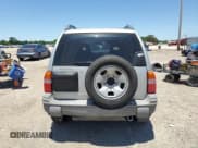 ✅ 2004 Suzuki Grand Vitara • VIN: 2S3TE62V446100708 • Lot: 57472595. Wystawiony na Copart z przebiegiem 195 151 mil. Bezpłatny archiwum sprzedaży aukcyjnych z USA i szczegółowy raport historii pojazdu na DreamBid. Zdjęcie 6.