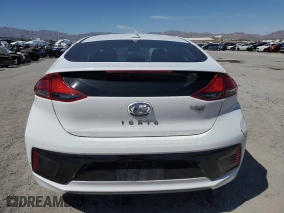 2017 Hyundai Ioniq Blue с VIN KMHC65LC4HU051709, выставлен на аукционе Copart как лот 51735314 с пробегом 122 760 миль миль и Списание • Salvage title. История ставок и продаж доступна на DreamBid. Изображение 6.