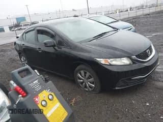 ✅ 2013 Honda Civic LX • VIN: 19XFB2F5XDE218866 • Lot: 43377208. Listed on IAAI with 121,179 mi. Free auction sales archive from the USA and detailed vehicle history report at DreamBid. Image 1.