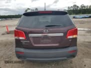 ✅ 2013 Kia Sorento EX • VIN: 5XYKU3A66DG396324 • Лот: 84234835. Опубликован ранее на Copart с пробегом 248 441 миль. Бесплатный доступ к архиву аукционных продаж из США и подробный отчёт об истории автомобиля на DreamBid. Изображение 6.